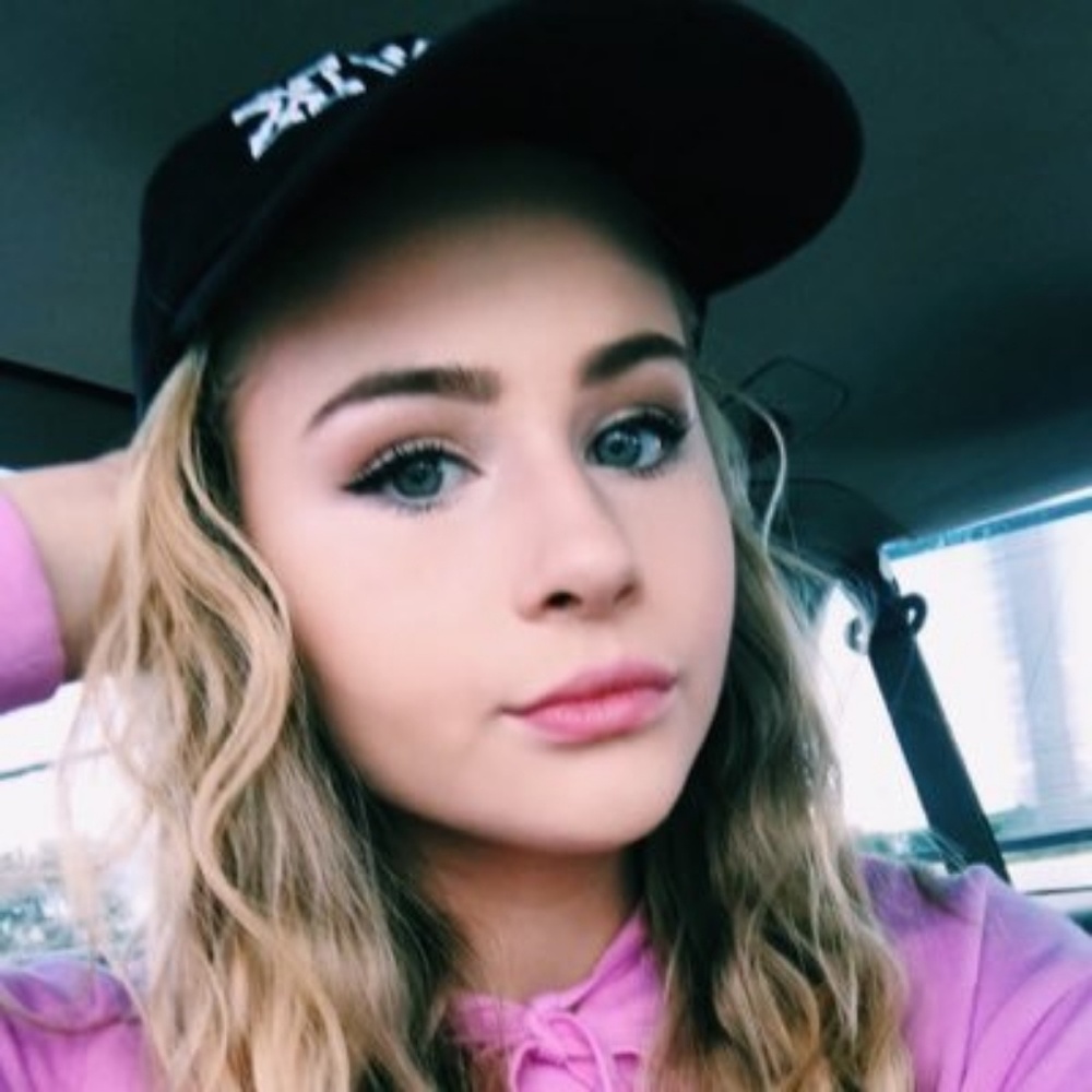 Meet your Posher, Victoria